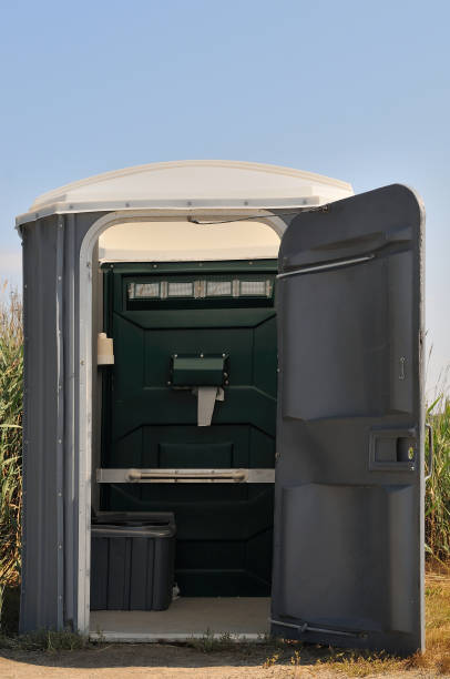 Best Portable restroom trailer rental  in Plattsmouth, NE